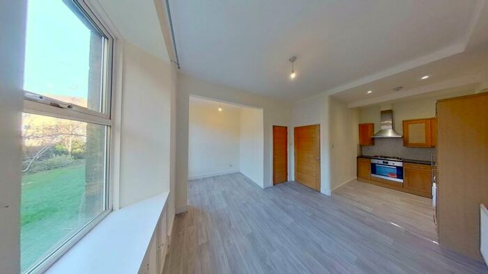 2 Bedroom Flat To Rent In Dalgety Avenue, Meadowbank, Edinburgh, EH7