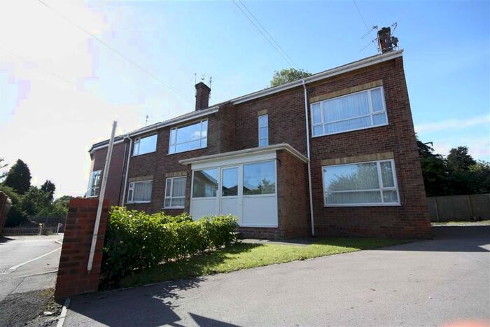 2 Bedroom Flat To Rent In Birkdale Close, Kirk Ella, HU10