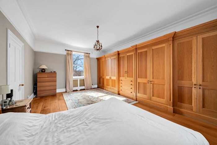 5 Bedroom Detached House For Sale In Dulwich Wood Avenue, West Dulwich, SE19