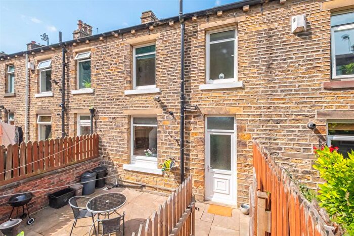2 Bedroom Terraced House For Sale In Woodside View, Greetland, Halifax, HX4