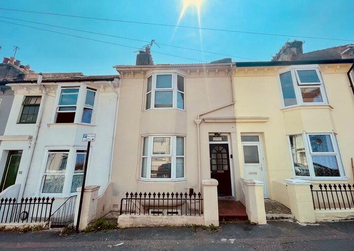 6 Bedroom Terraced House To Rent In Aberdeen Road, Brighton, BN2