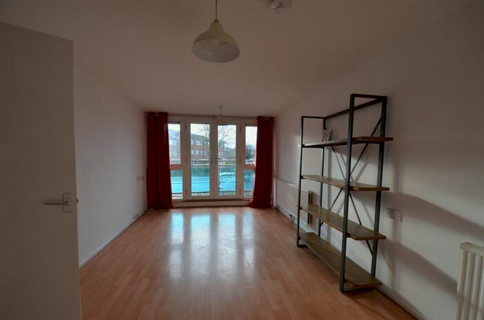 2 Bedroom Flat To Rent In Francis Road, Harrow-On-The-Hill, Harrow, HA1