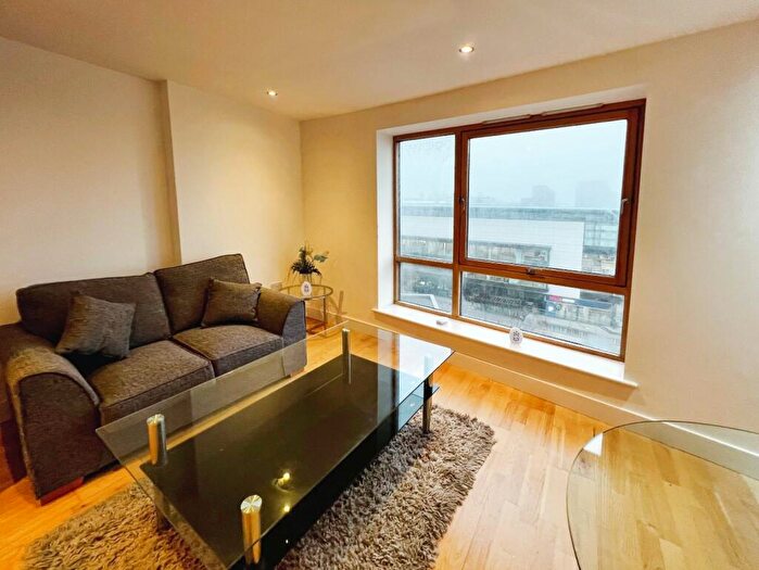 1 Bedroom Flat To Rent In Clarence House, The Boulevard, Leeds, West Yorkshire, LS10