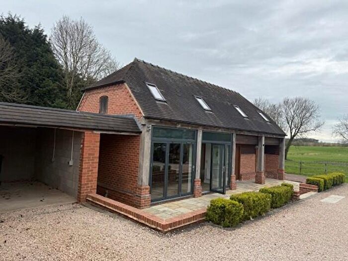 2 Bedroom Barn Conversion To Rent In River Barn.Clifton Campville, B79