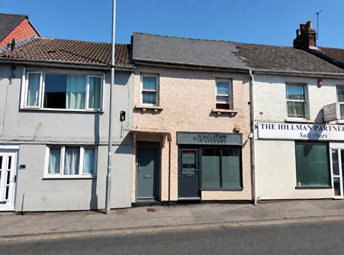 Studio To Rent In Victoria Road, Swindon, SN1