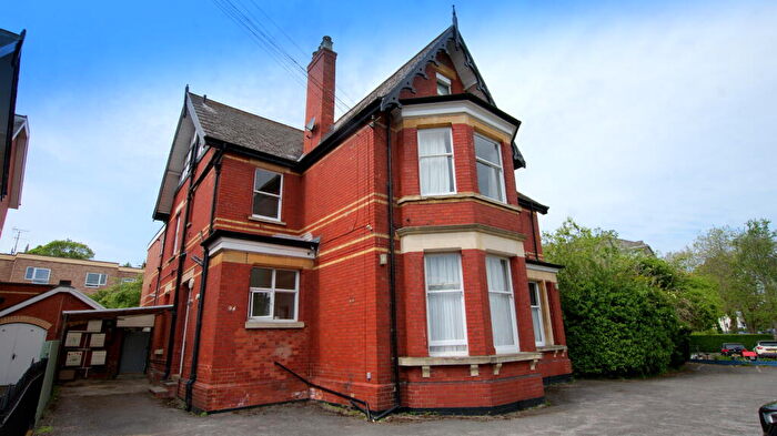 1 Bedroom Apartment For Sale In St Georges Road, GL50