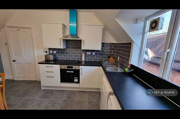 2 Bedroom Flat To Rent In Earlsdon, Coventry, CV5