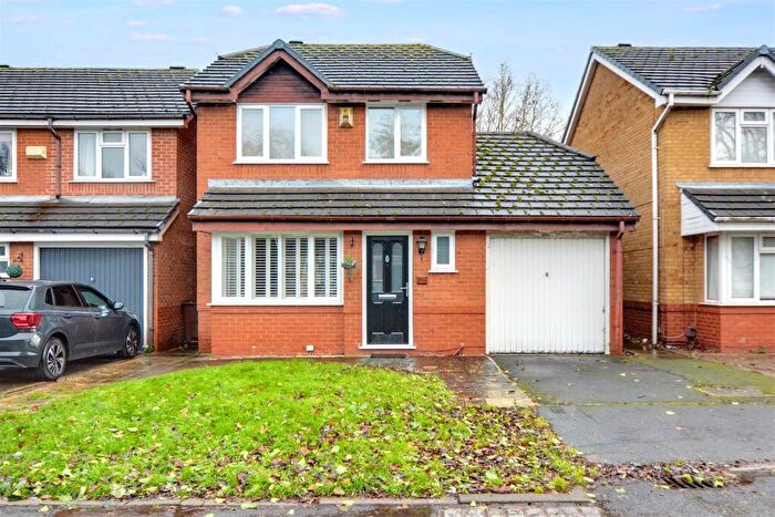 3 Bedroom Detached House For Sale In Linacres Drive, Chellaston, Derby, DE73