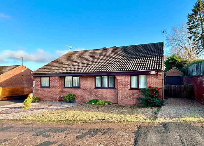 2 Bedroom Semi-Detached Bungalow For Sale In Featherbed Lane, Hillmorton, Rugby, CV21