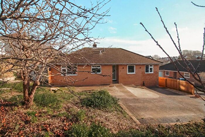 3 Bedroom Bungalow For Sale In Southbank Drive, Bideford, EX39