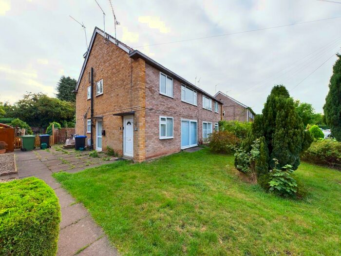 3 Bedroom Maisonette To Rent In Denton Close, Kenilworth, Warwickshire, CV8