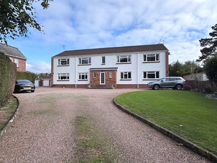 2 Bedroom Flat For Sale In Cyprus Road, Exmouth, EX8