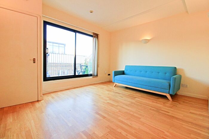 1 Bedroom Flat To Rent In Great Eastern St, London, EC2A