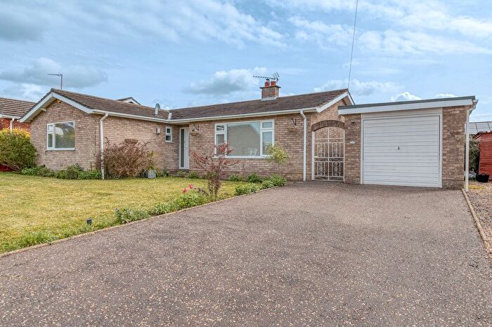 3 Bedroom Detached Bungalow For Sale In Chapel Close, Pulham Market, IP21