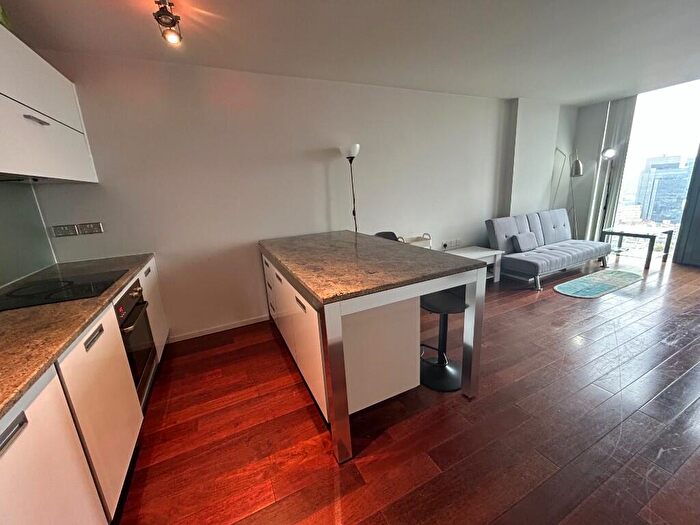 1 Bedroom Apartment To Rent In Beetham Tower, Holloway Circus Queensway, Birmingham, B1