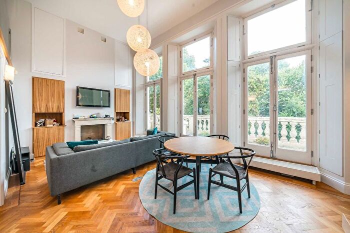 1 Bedroom Flat To Rent In Earl's Court Square, London, SW5