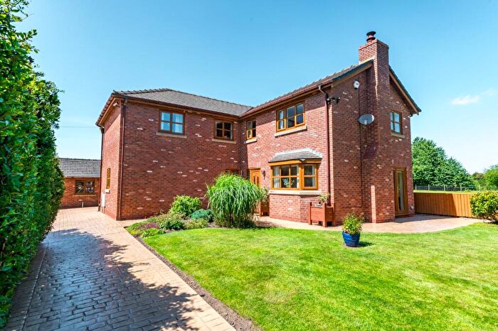 5 Bedroom Detached House For Sale In Wigan Road, Westhoughton, Bolton, BL5
