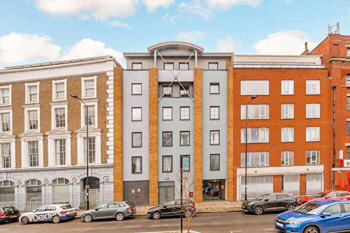 3 Bedroom Flat For Sale In York Way, Kentish Town, N7