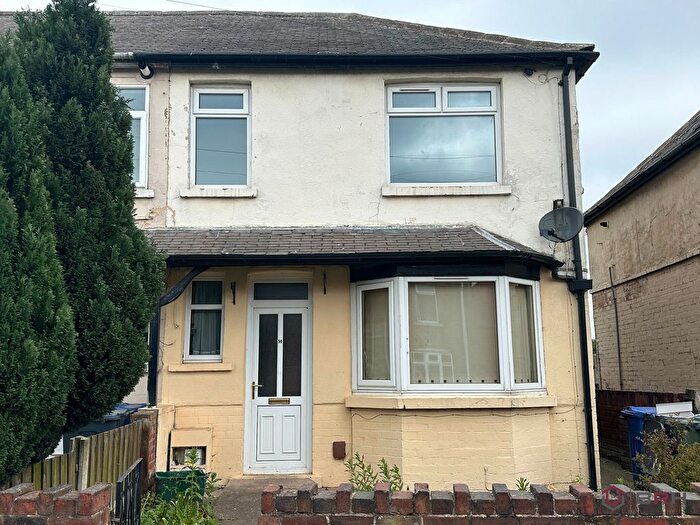 3 Bedroom Semi-Detached House To Rent In Church Road, Doncaster, DN12