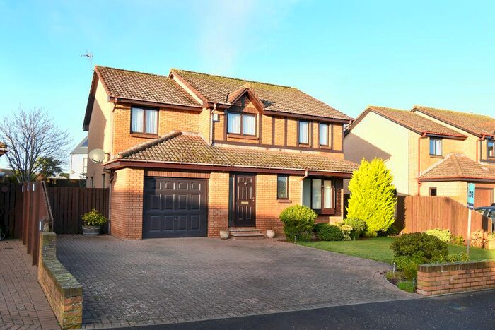 4 Bedroom Detached House For Sale In Charleton Park, Montrose, DD10