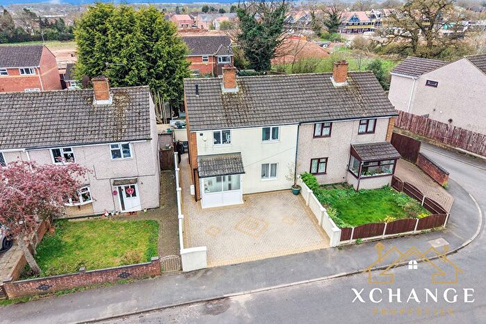 3 Bedroom Semi Detached House For Sale In Mavor Drive, Bedworth, CV12