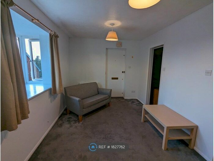 Studio To Rent In Cherry Hinton, Cambridge, CB1