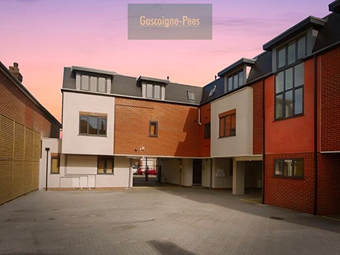 1 Bedroom Apartment To Rent In Queens Road, Farnborough, GU14