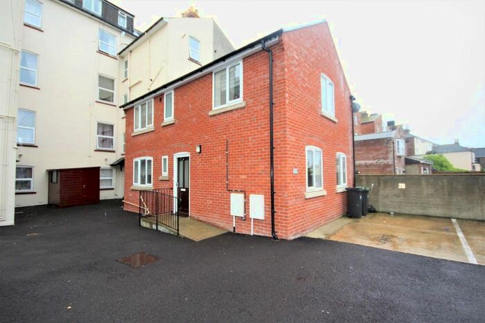 2 Bedroom Detached House To Rent In Grange Road, Weymouth, DT4