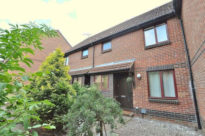 1 Bedroom Terraced House To Rent In Weybrook Drive, GU4