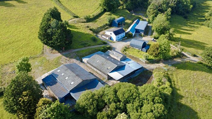 5 Bedroom Farm For Sale In Llanpumsaint, Carmarthen, SA33