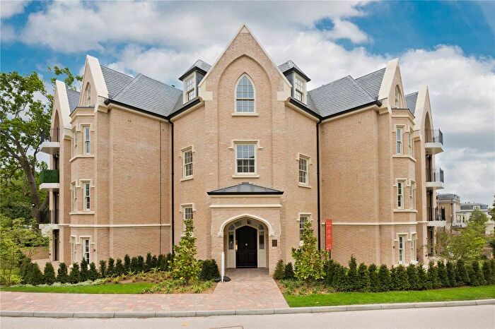 3 Bedroom Flat To Rent In King John Square, Englefield Green, Egham, Surrey, TW20