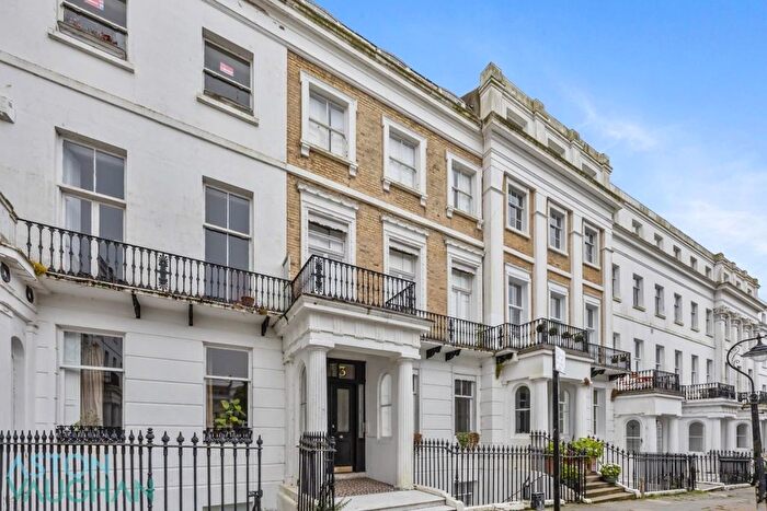 2 Bedroom Maisonette To Rent In Sussex Square, Brighton, BN2