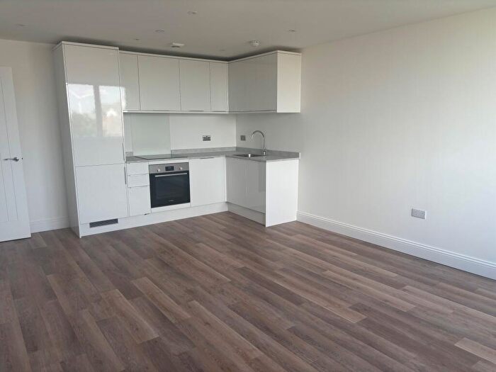 2 Bedroom Flat To Rent In Trinity Court, New Road, Gravesend., DA12