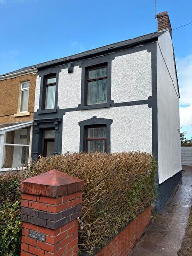 3 Bedroom Detached House To Rent In Pengwern Road, Swansea, SA6