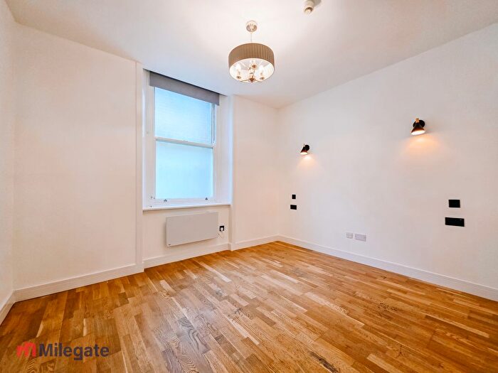 1 Bedroom Flat To Rent In Gray's Inn Road, London, WC1X