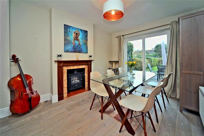 3 Bedroom End Of Terrace House To Rent In Washington Road, Worcester Park, Surrey, KT4