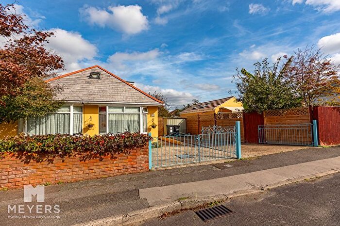 3 Bedroom Bungalow For Sale In Cherford Road, Ensbury Park, BH11