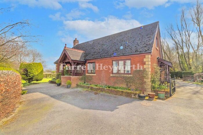 3 Bedroom Property For Sale In Morley Lane, Preston, PR3