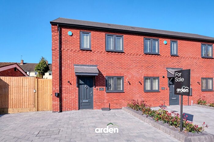 2 Bedroom End Of Terrace House For Sale In Foxwalks Avenue, Bromsgrove, B61