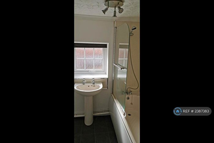 2 Bedroom Flat To Rent In College Close, Wainfleet, PE24