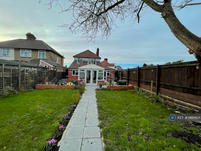 3 Bedroom Detached House To Rent In Brookfield Road, Ipswich, IP1