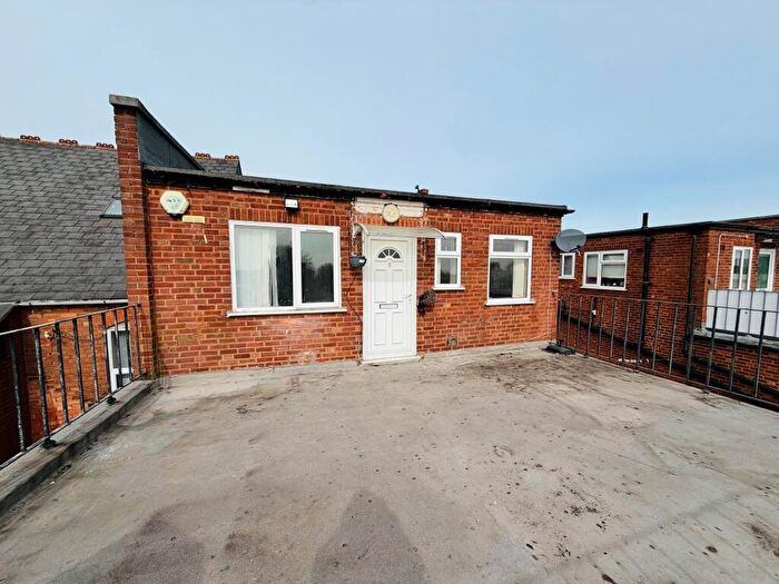 3 Bedroom Flat To Rent In High Street, Erdington, B23