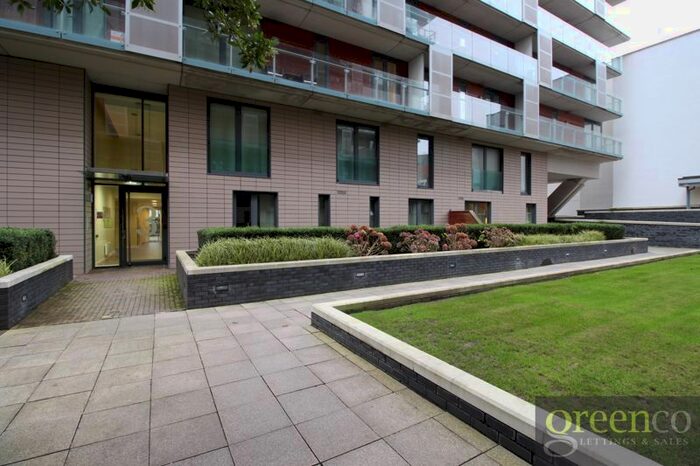 Studio To Rent In Blackfriars Road, Salford M3