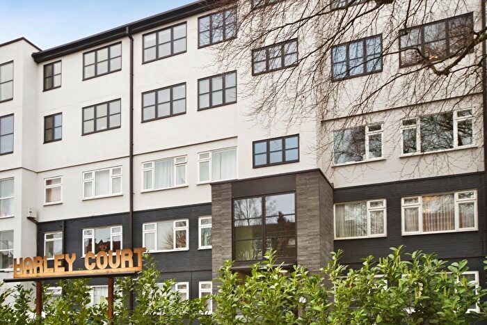 2 Bedroom Flat For Sale In Blake Hall Road, London, E11