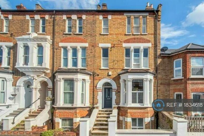 3 Bedroom Maisonette To Rent In Wiverton Road, London, SE26