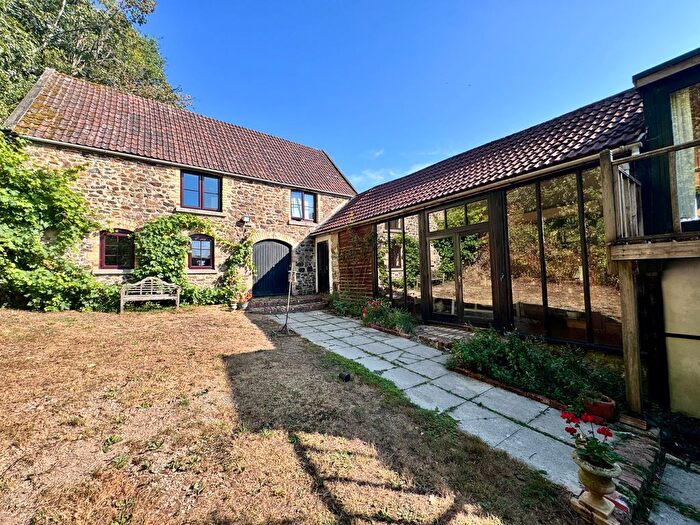 4 Bedroom Barn Conversion For Sale In Chudleigh, Devon, TQ13