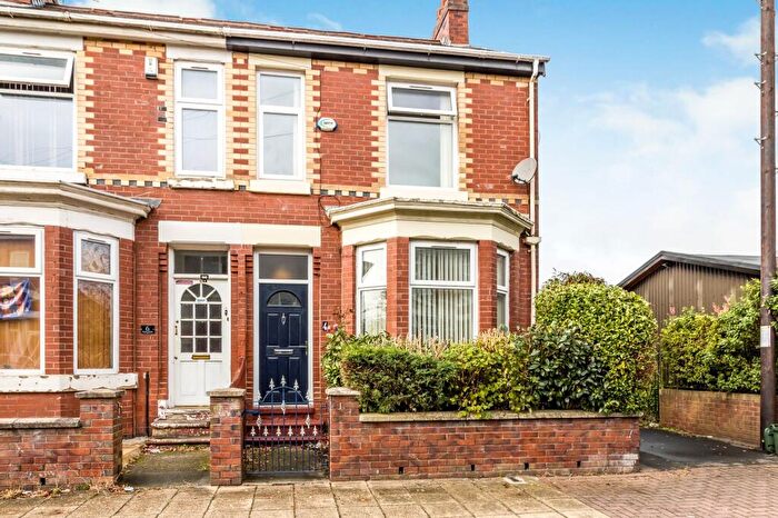 3 Bedroom End Of Terrace House To Rent In Powell Street, Old Trafford, Manchester, M16