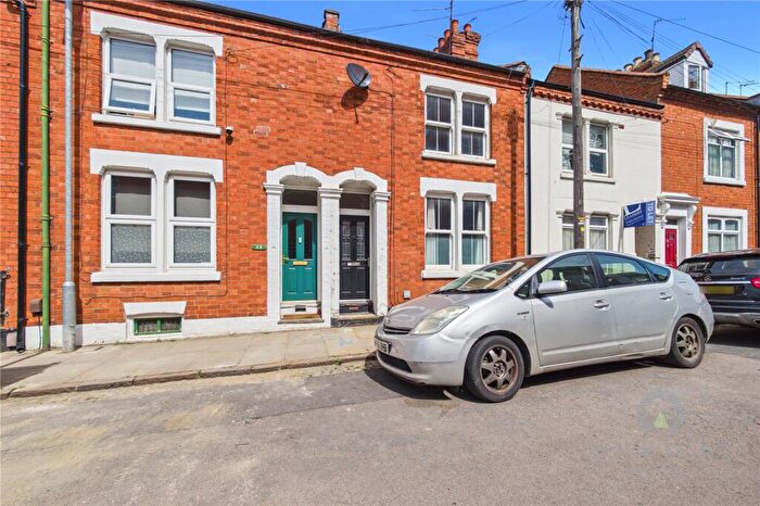 3 Bedroom Terraced House For Sale In Turner Street, Northampton, Northamptonshire, NN1
