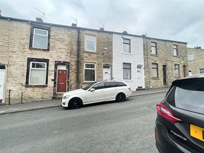 3 Bedroom Terraced House To Rent In Laithe Street, Burnley, BB11