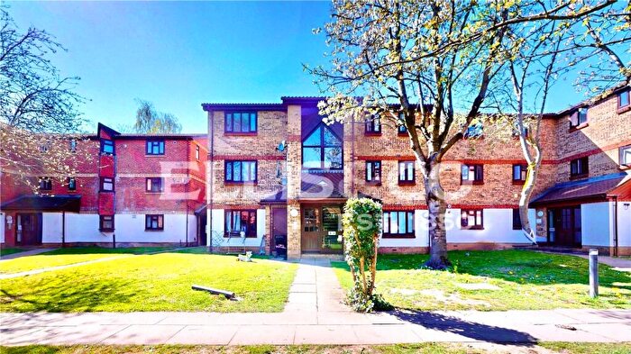 1 Bedroom Apartment For Sale In Alliance Close, Wembley, HA0